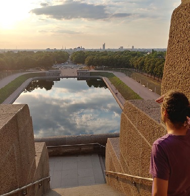 Wir schauen in die Sonne!